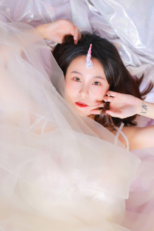 盖世太保枪口下的中国女人
